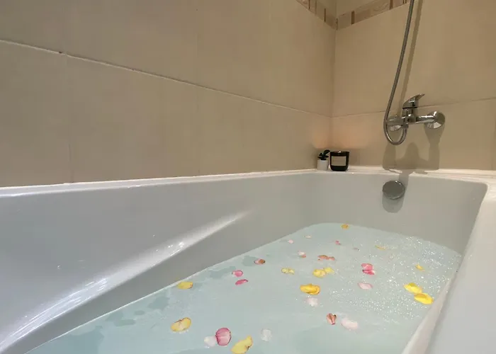 In Bansko, Very Close To The Gondola Apartment *